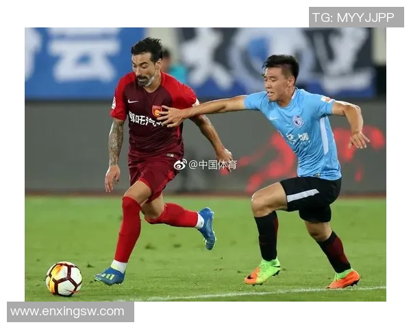 大连队迎战河北华夏幸福全力争胜展现球队实力与斗志 大连队迎战河北华夏幸福全力争胜展现球队实力与斗志